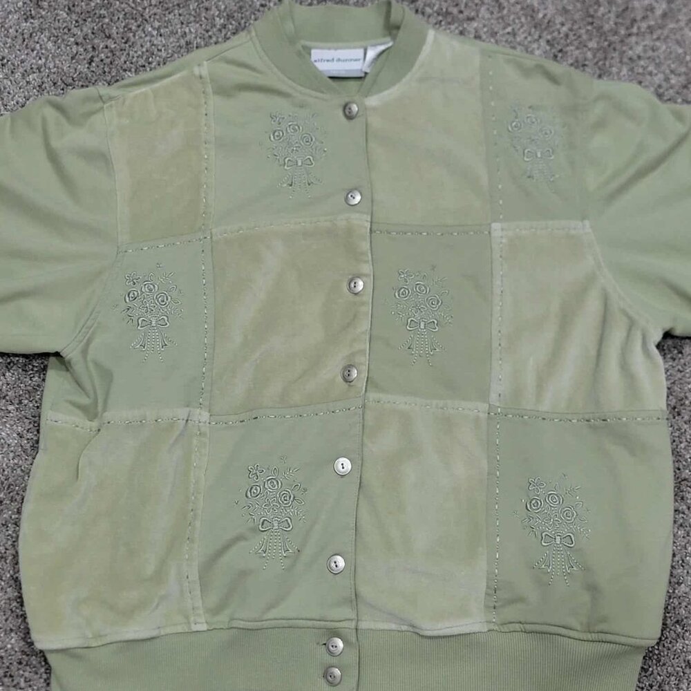 Womens L Vintage Alfred Dunner Green Embroidered Velvet Checker square Sweater